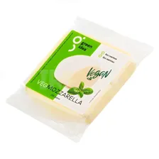 Сыр "Моцарелла", 200гр Green Idea